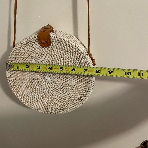 NWOT white purse - Picture 5 of 6